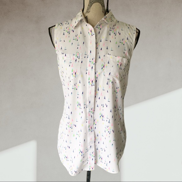 Sailboat sleeveless blouse - Picture 4 of 8